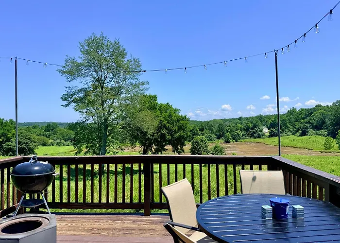 Hot Tub, Sunrise Views, Stocked Pond Hébergement de vacances Makanda